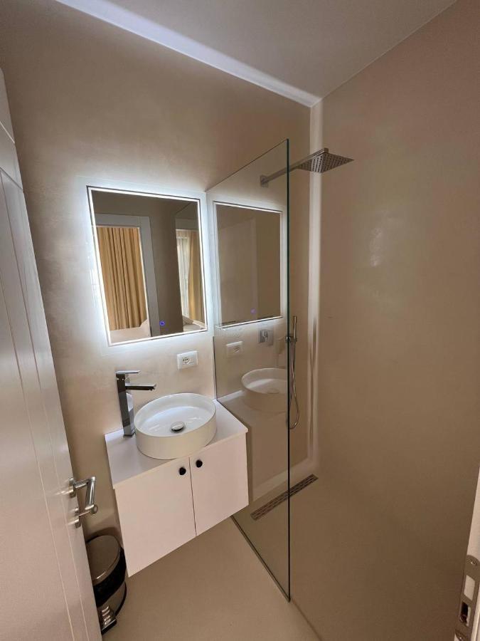 Mare Rooms Vlore Kanine Ngoại thất bức ảnh